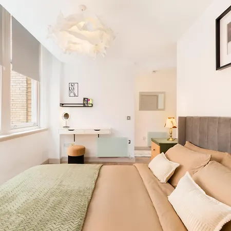 Yasuko Apartment Бирмингем Экстерьер фото